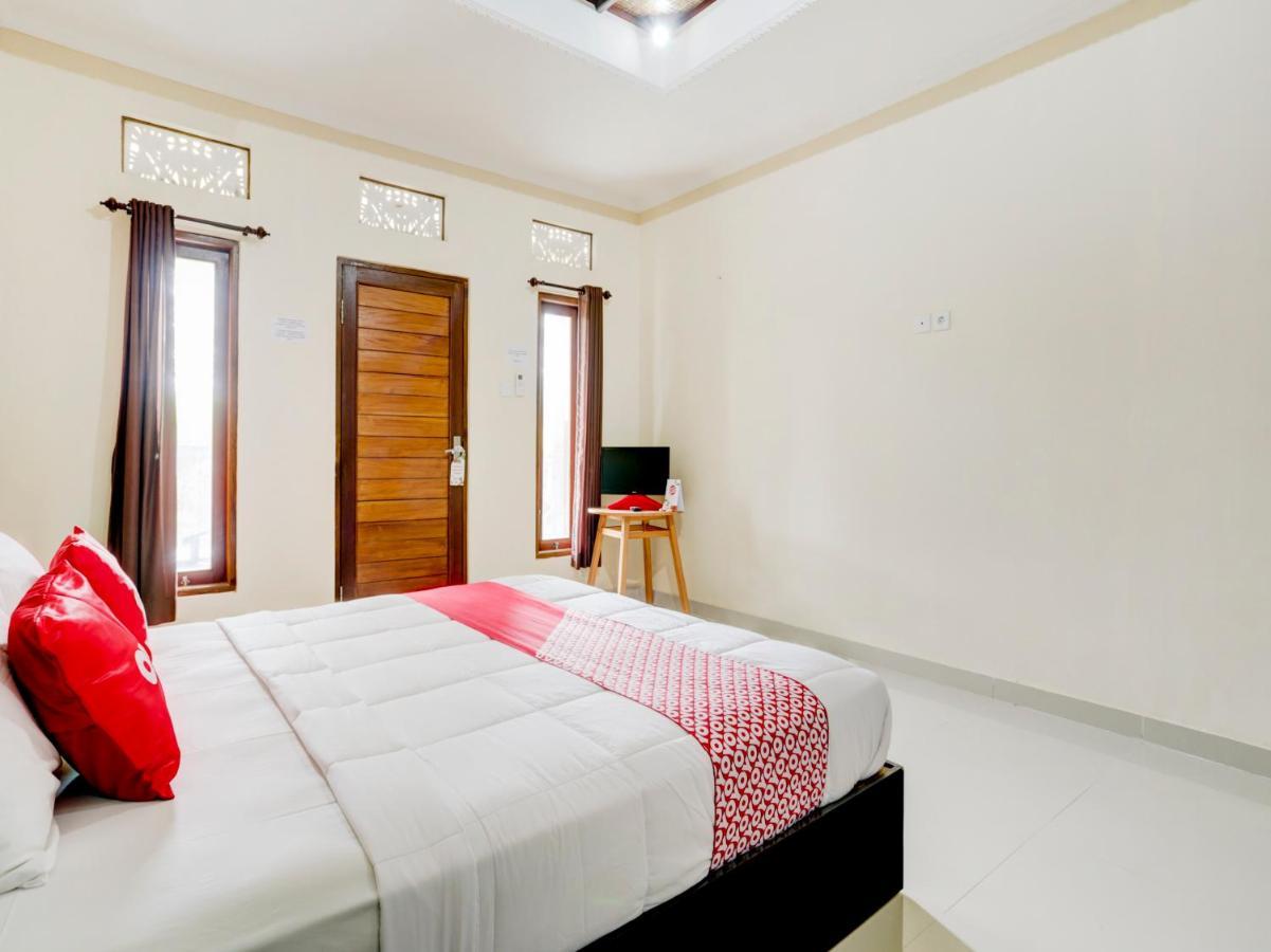 Oyo 90711 Blembong Homestay Jimbaran Εξωτερικό φωτογραφία